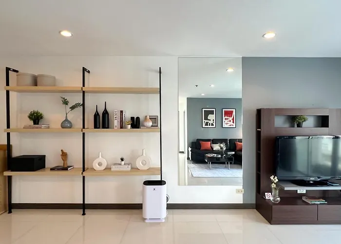 Stylish 2br View - Bts St.louis - Ultra Fast Wifi 度假居